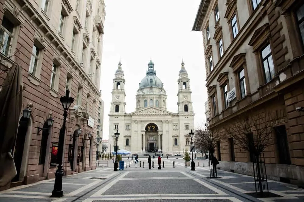 visitar la Basílica de San Esteban