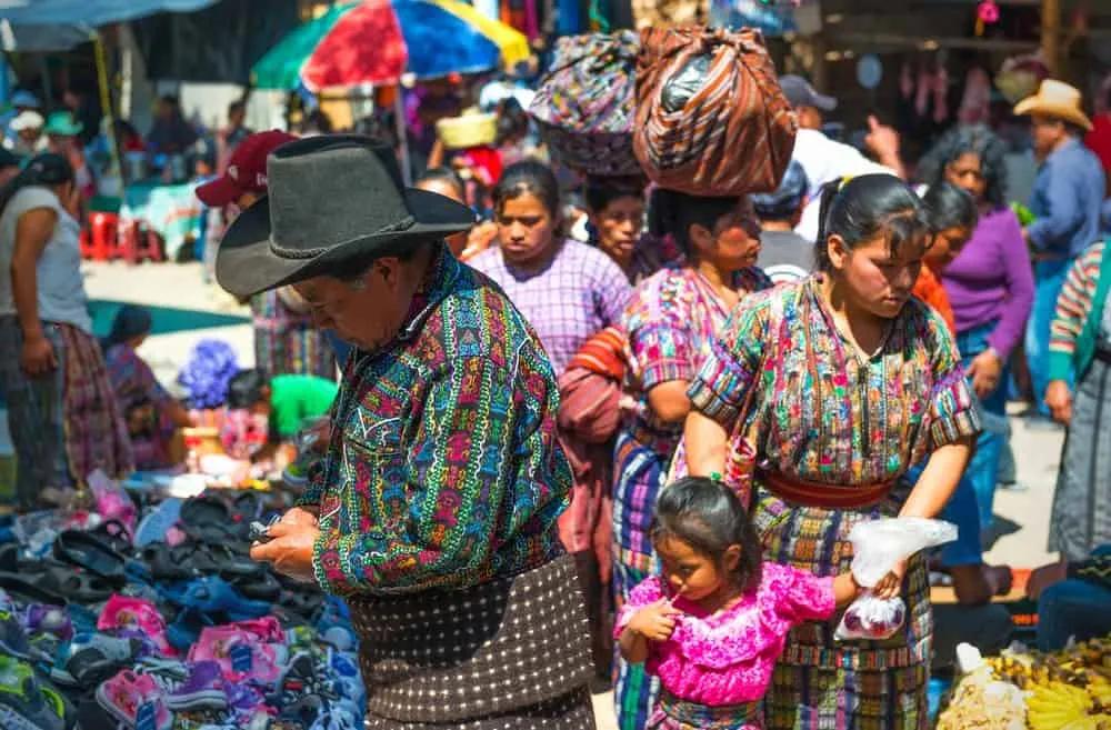 Mercado de Chichicastenango en Guatemala