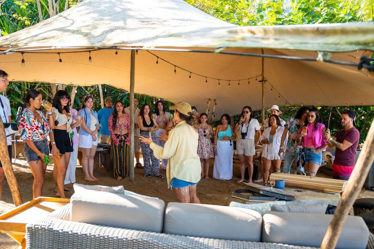 Travel pop Up Meet Puerto Vallarta