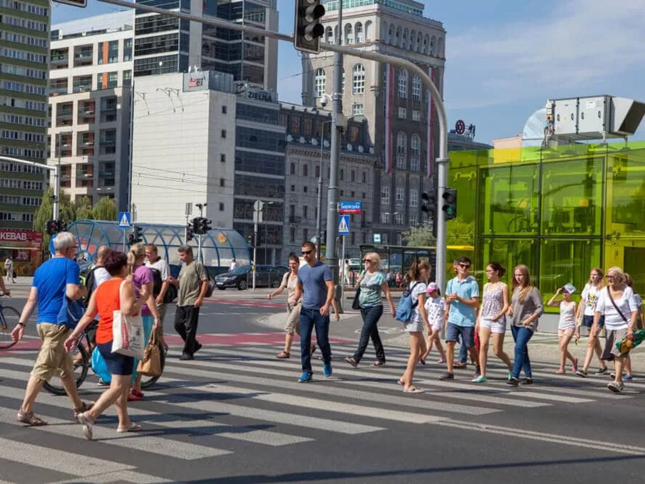 regras na polonia para atravessar a rua