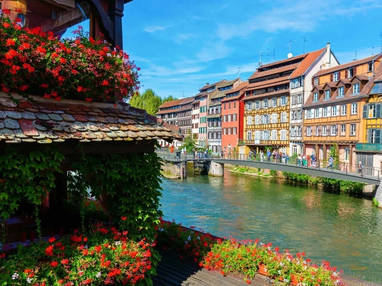 canais do bairro petite france em estrasburgo
