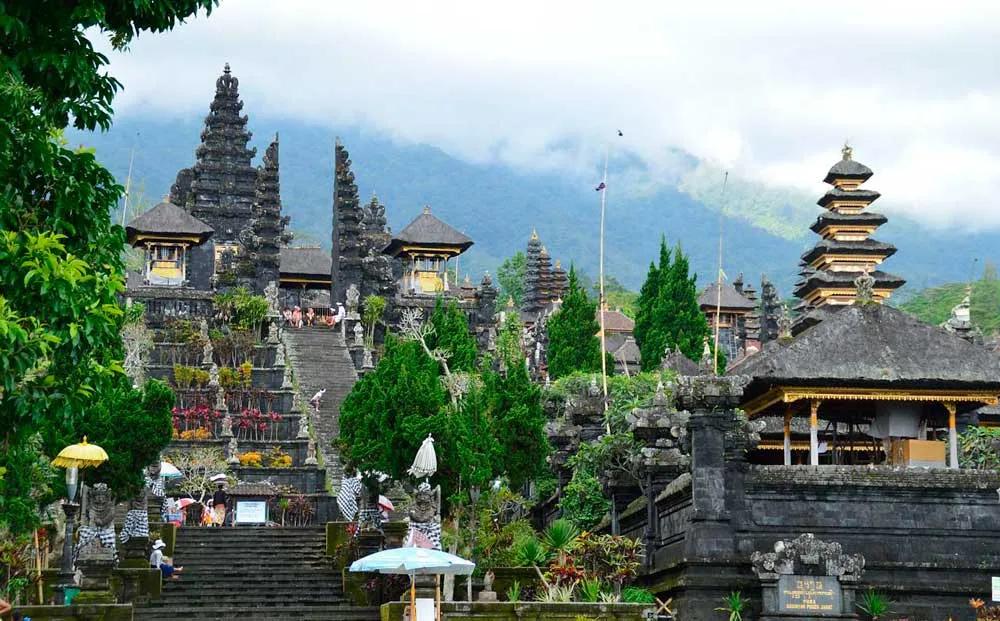el templo de Bali más importante