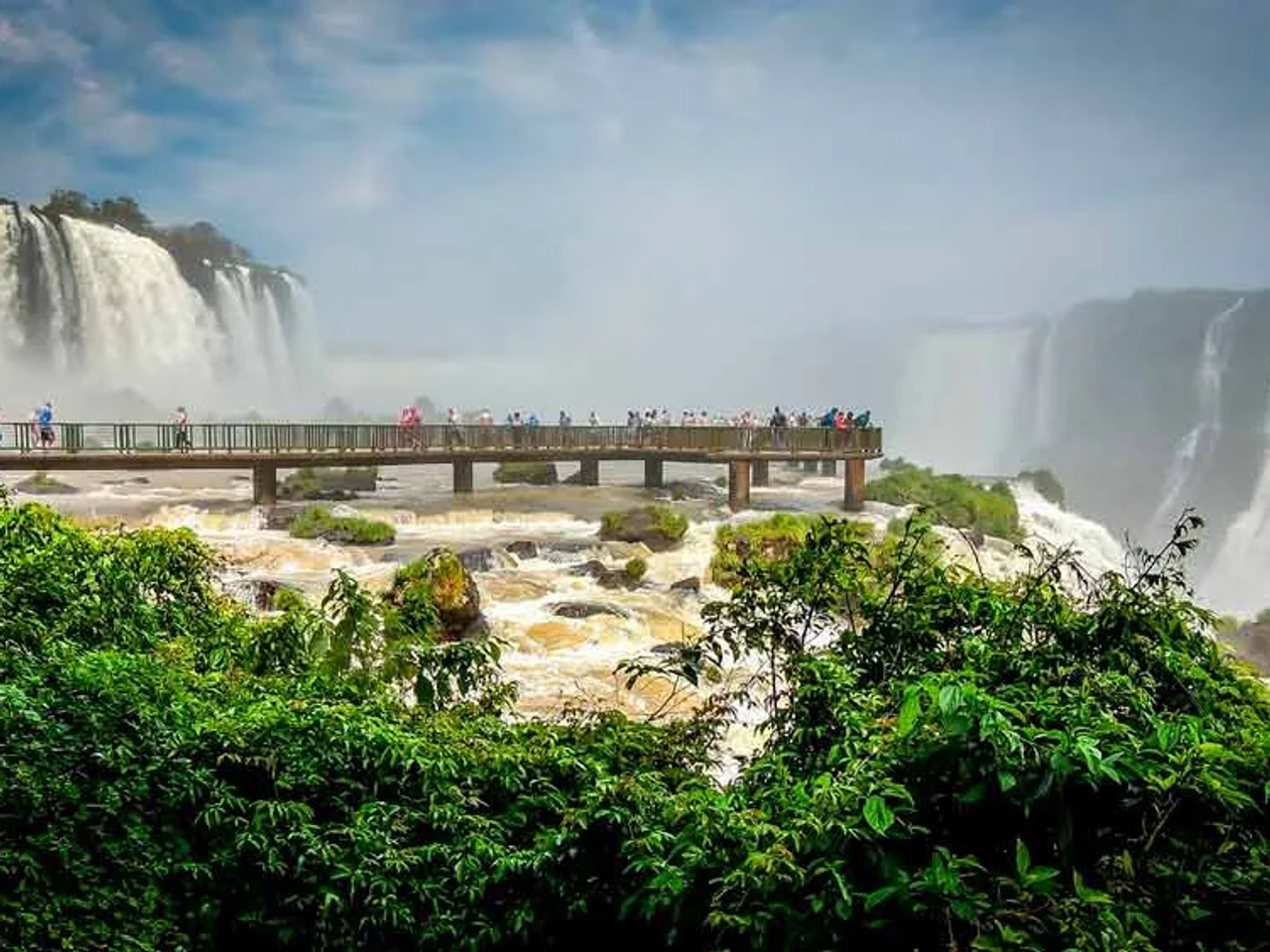 ¿Qué lado tiene las mejores vistas de las cataratas del Iguazú?