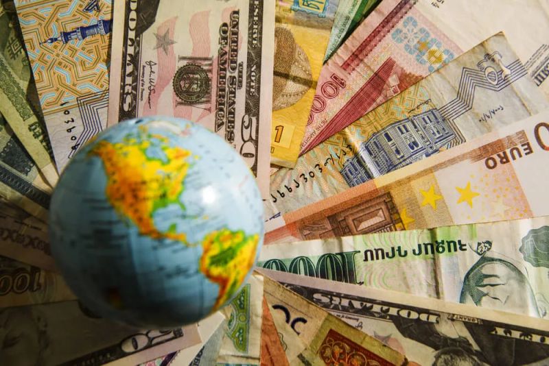 Como gerir o dinheiro em viagem de forma eficiente