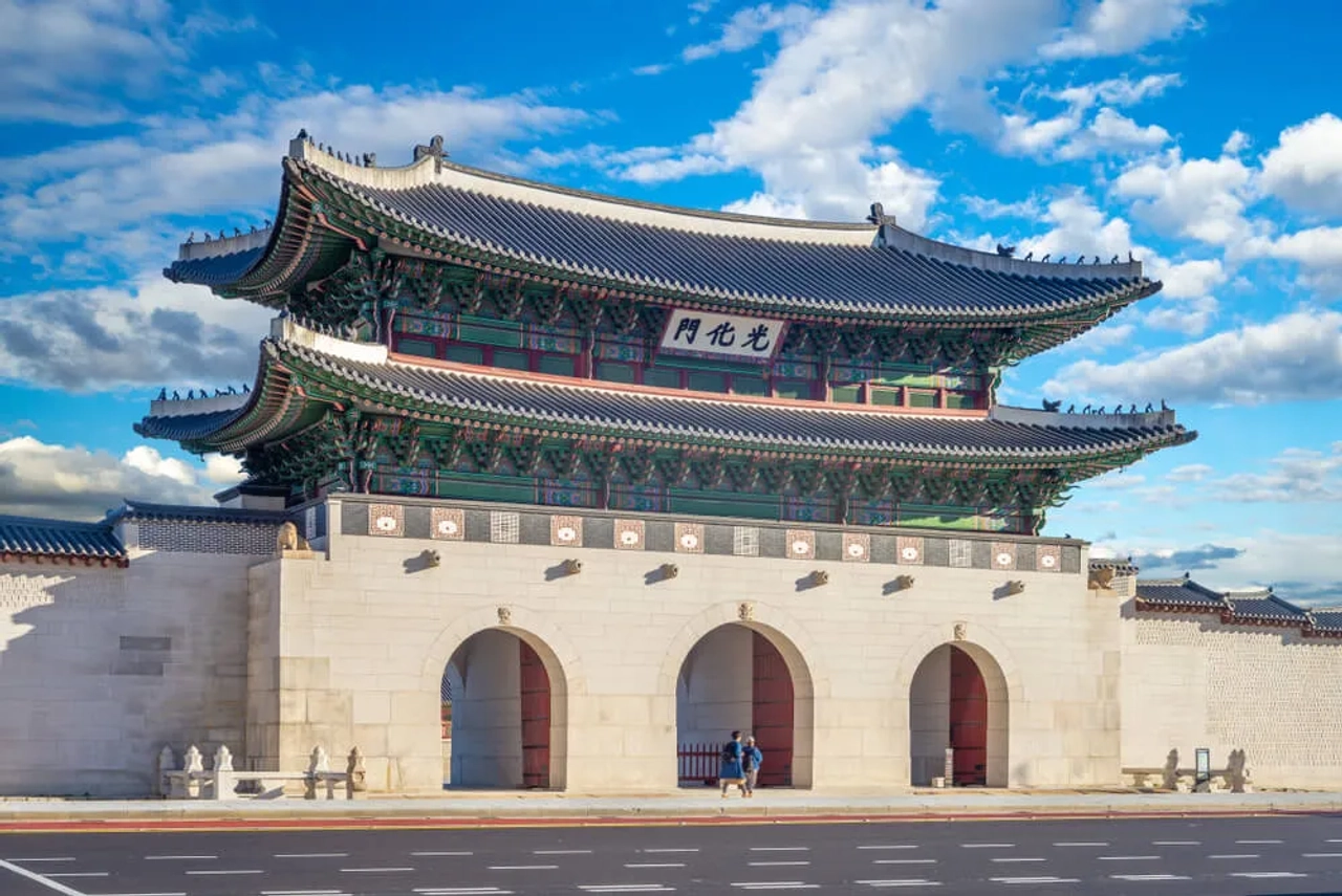 portas principais do palacio gwanghwamun