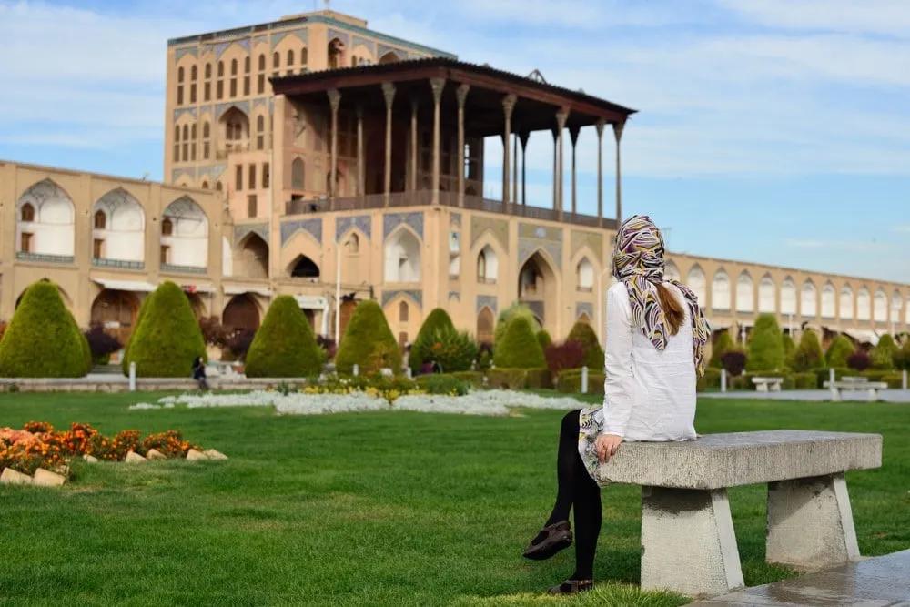 hijab para mujeres turistas en Irán