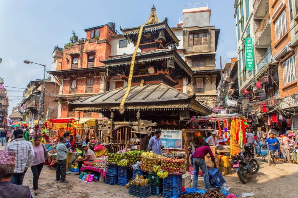lojas nas ruas do distrito de thamel