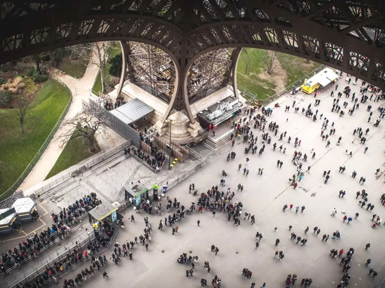 ¿Se puede entrar gratis a la Torre Eiffel?