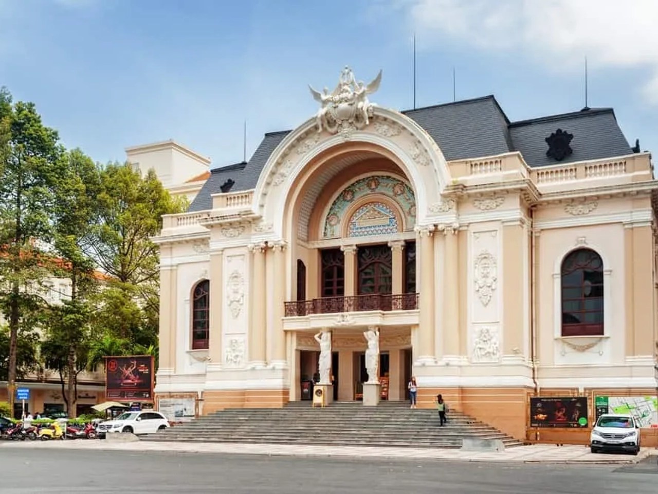 Ópera de Saigon en Ho Chi Minh