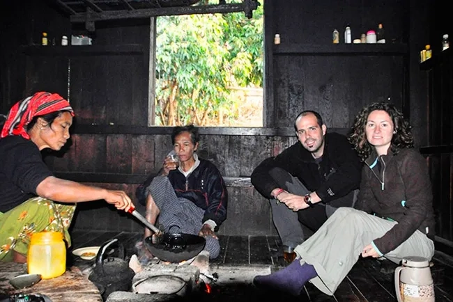 myanmar-familia