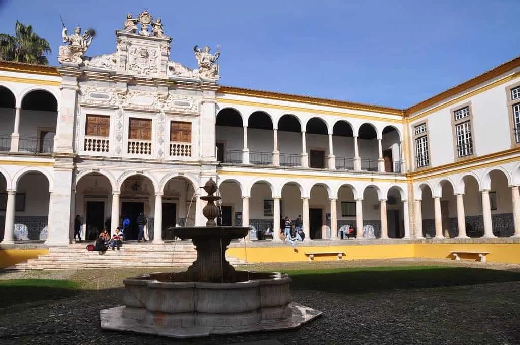 escola de ciencias sociais universidade de evora