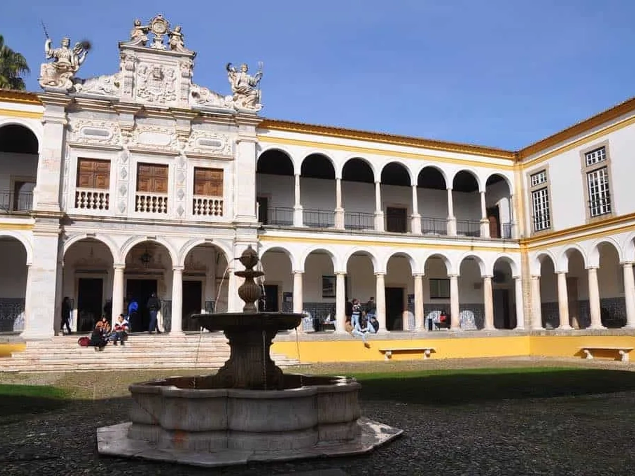 escola de ciencias sociais universidade de evora