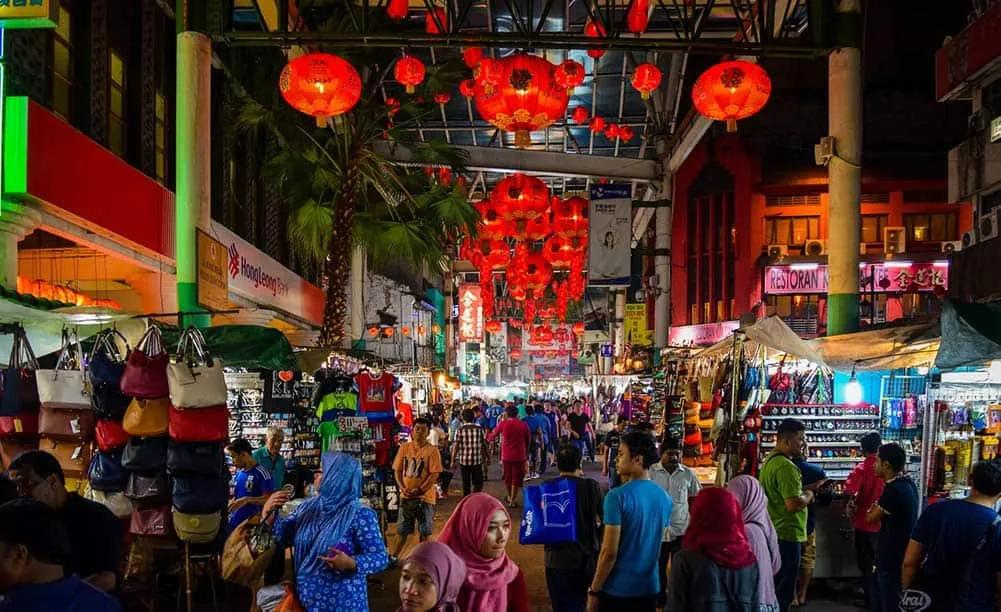 Viajar sola a Malasia, ¿es seguro?