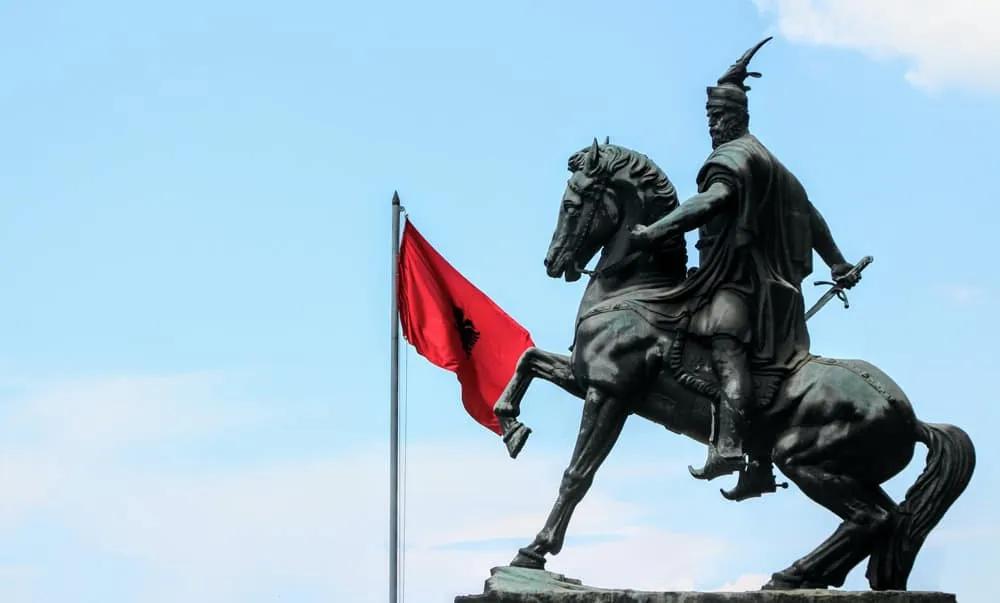 Skanderberg héroe nacional del país
