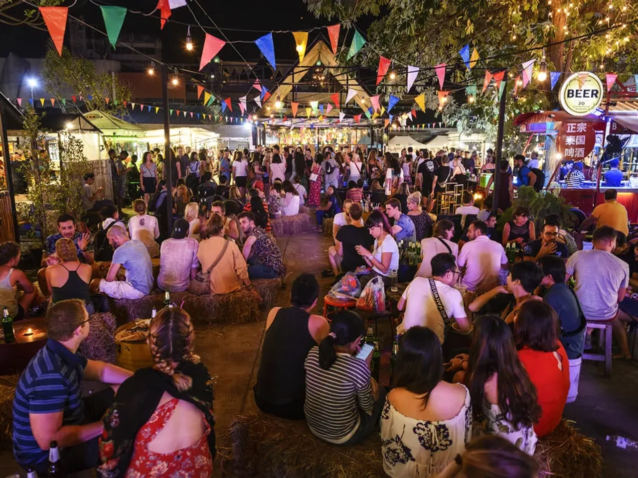 multidao no mercado noturno