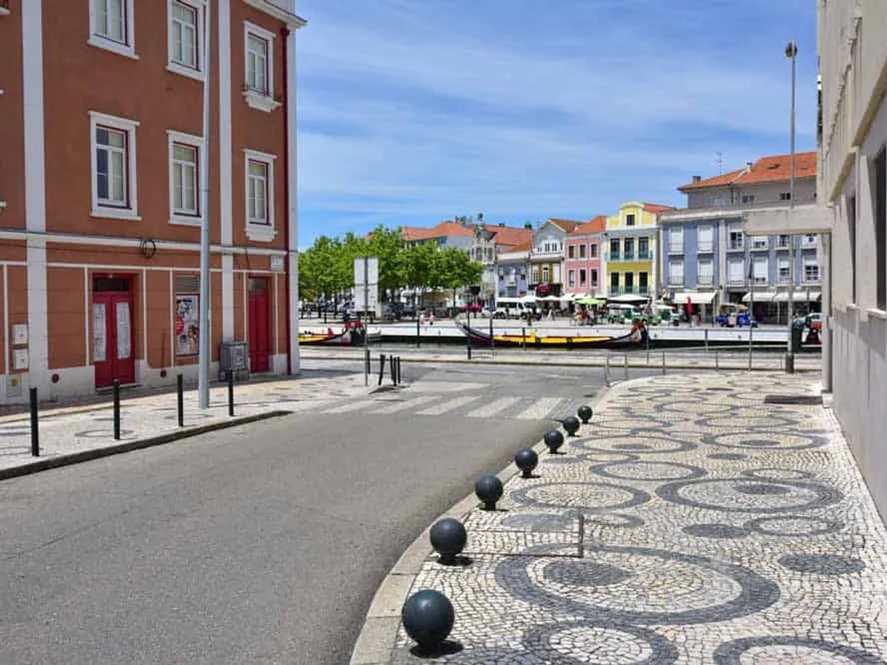 el bonito pavimento de Aveiro
