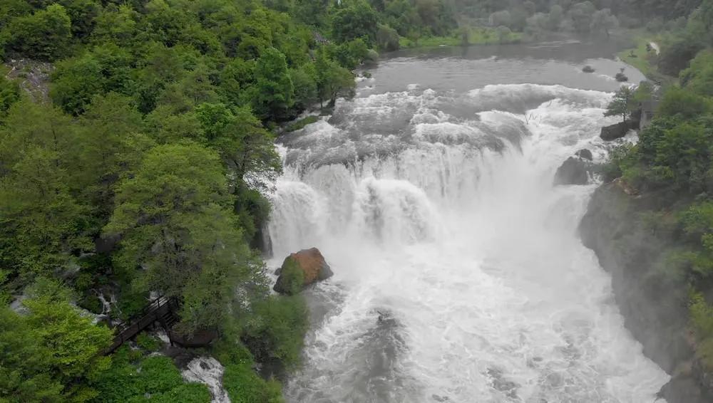 Cascada de Skakavac