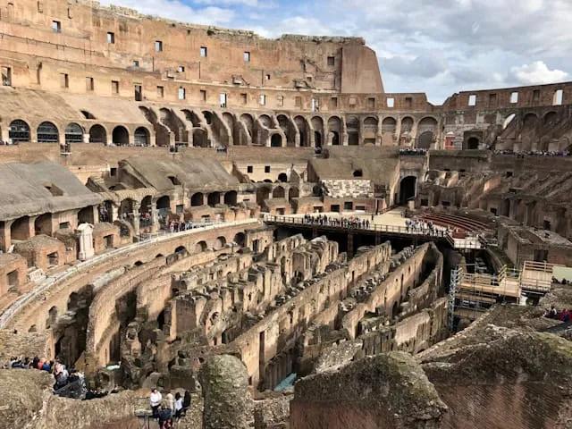 coliseu romanbo visto de dentro