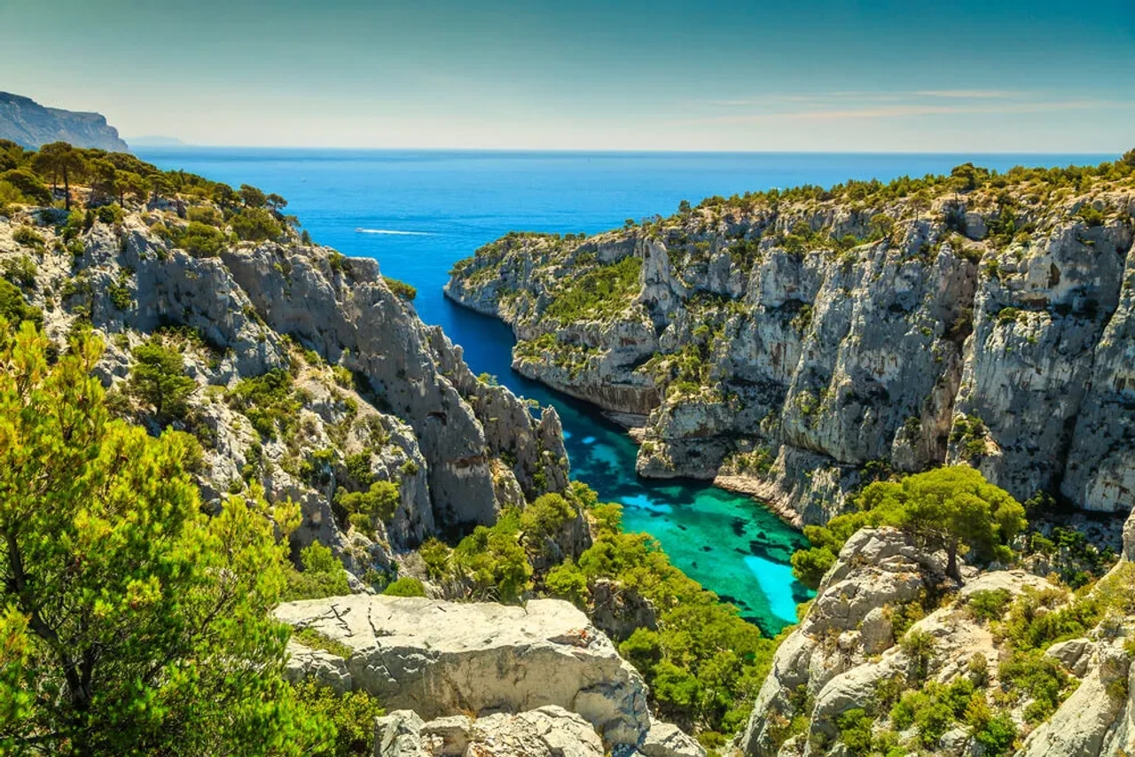 vista aérea do parque nacional de calanques
