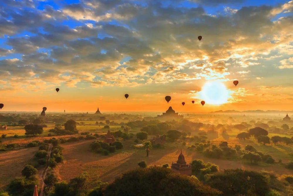 volar en globo en Bagan