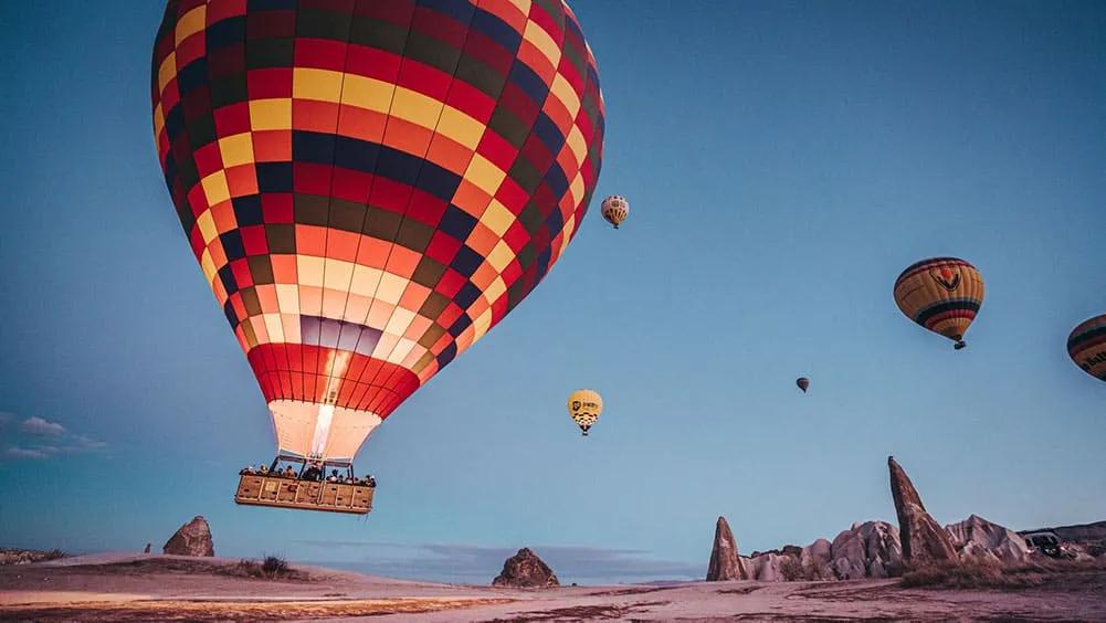 sobrevuelo en globo en Capadocia Turquía