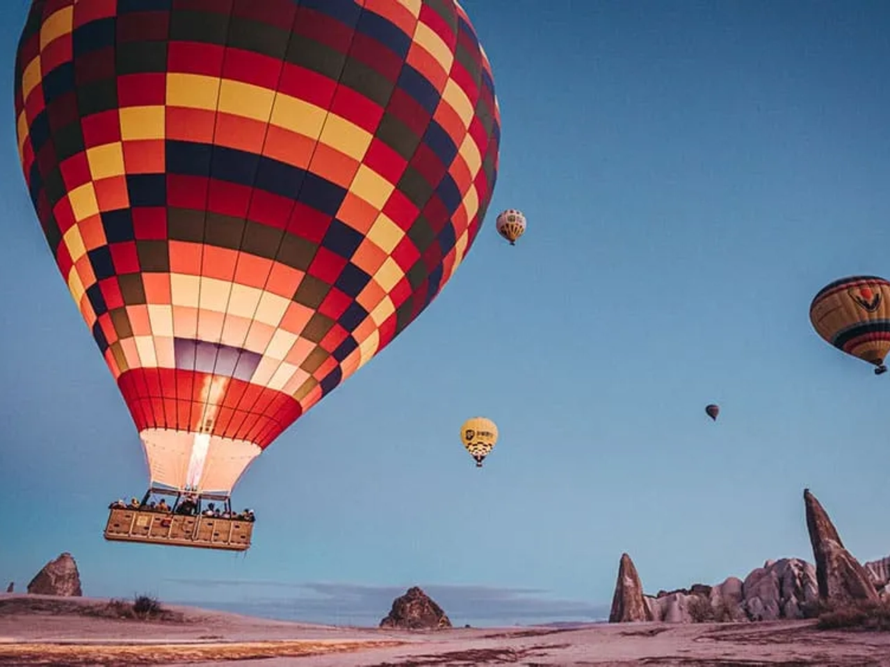 sobrevuelo en globo en Capadocia Turquía