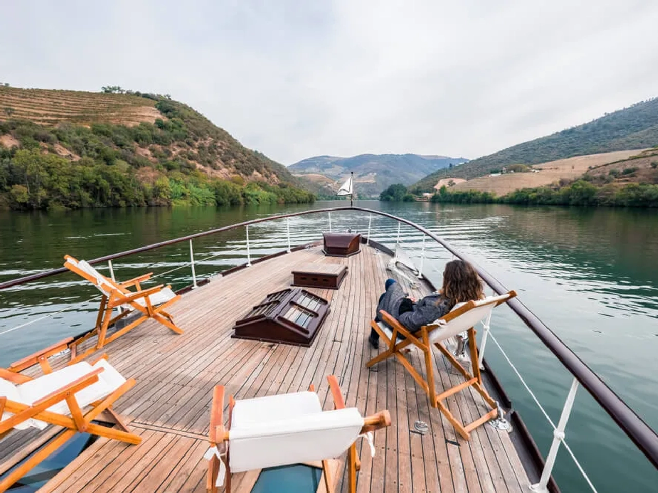 passeio de barco pelo rio douro