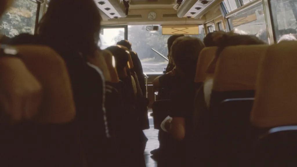 Viajar forma económica autocarro