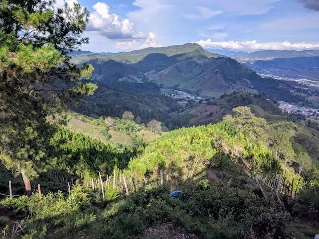 overview of mountains in the dominican republic