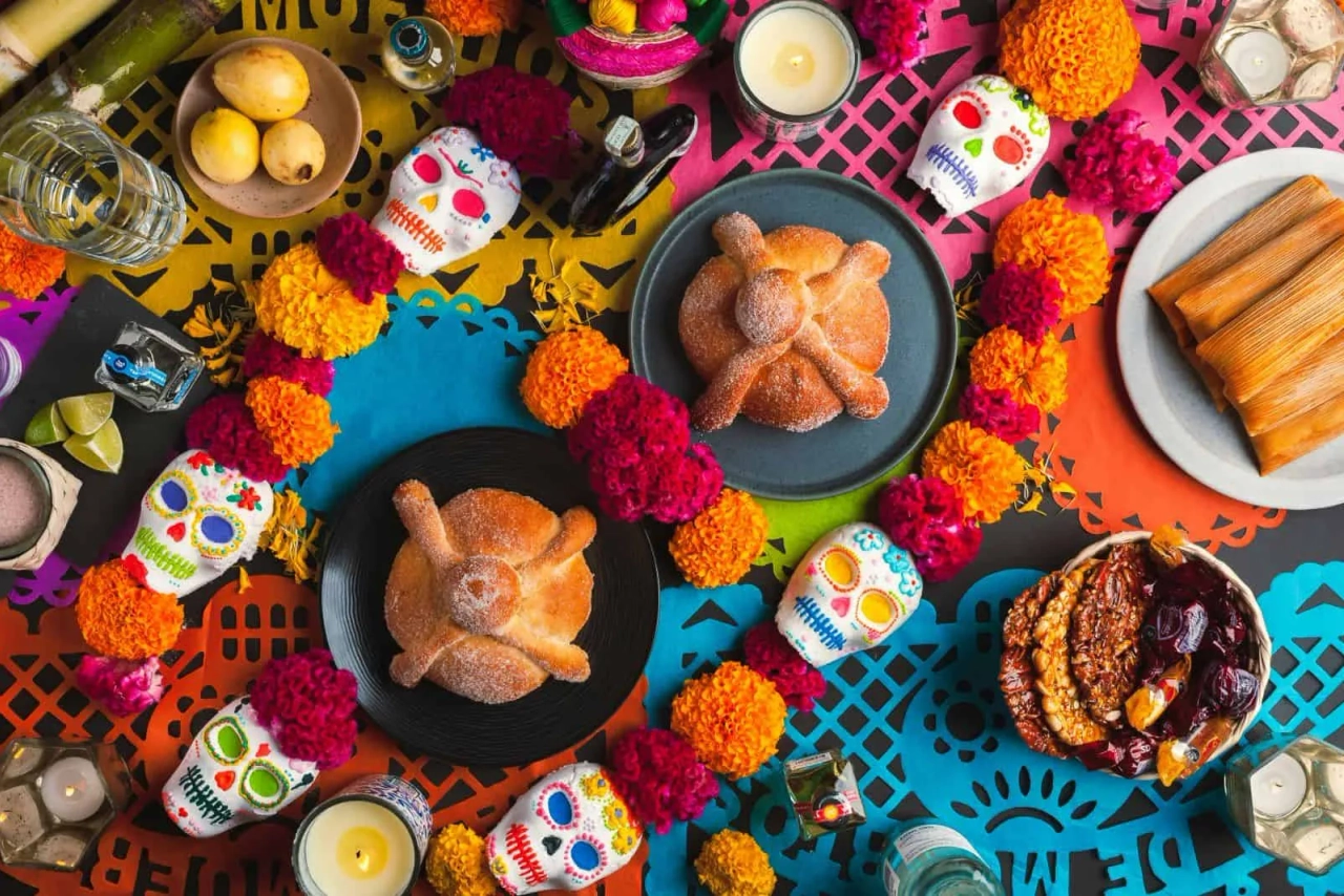 pan de muerto e calaveritas de açucar