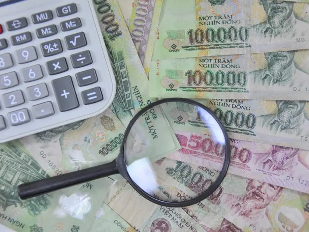 cambiar dinero en Vietnam