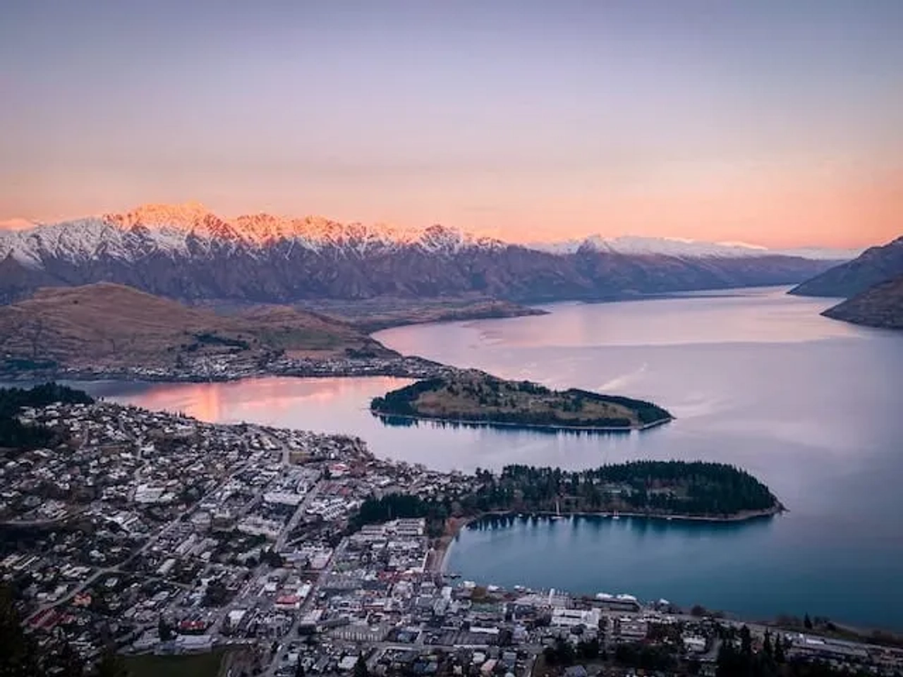 por do sol em queenstown na nova zelandia