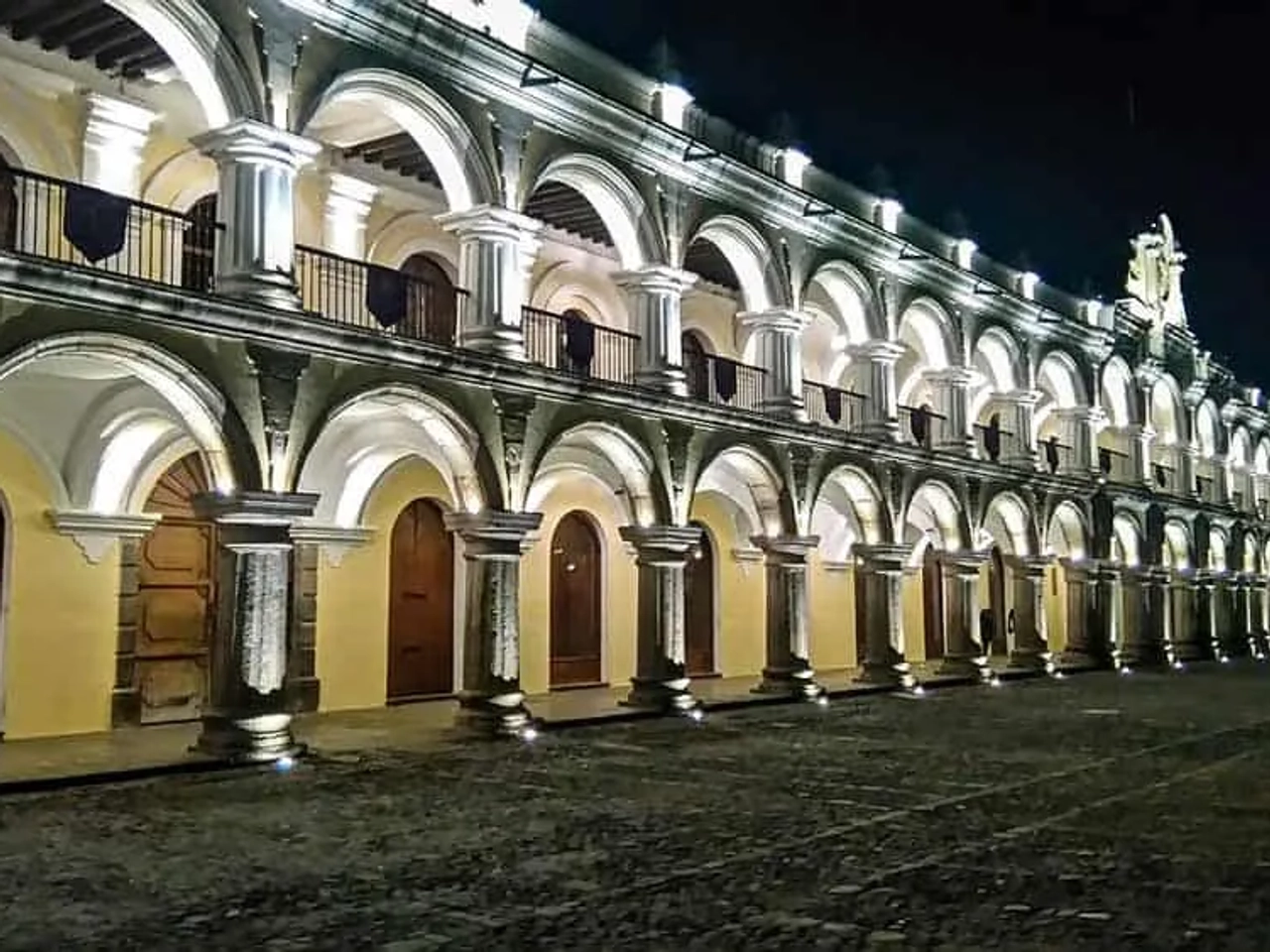Parque Central (Plaza Mayor)