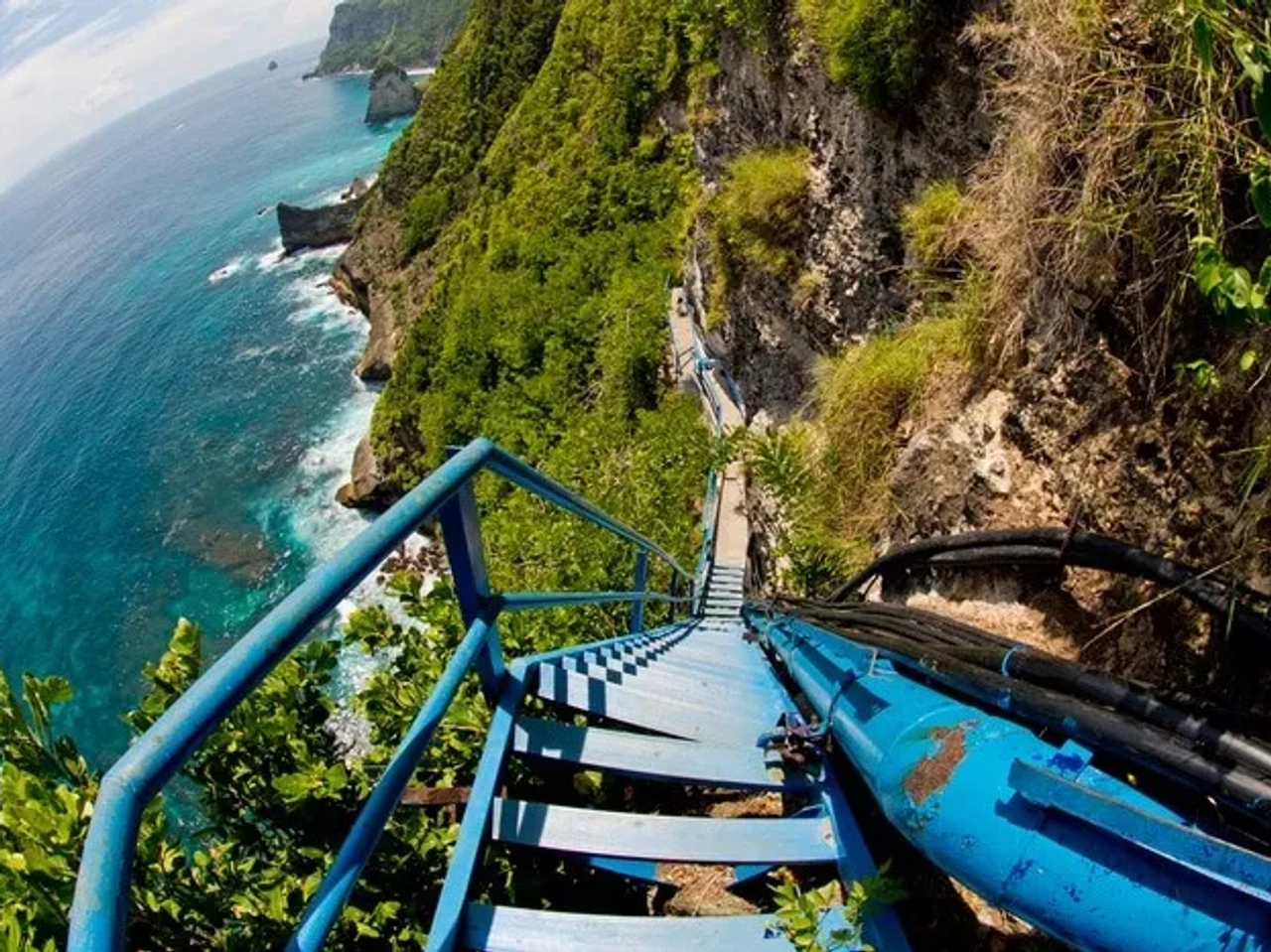 Peguyangan Waterfall