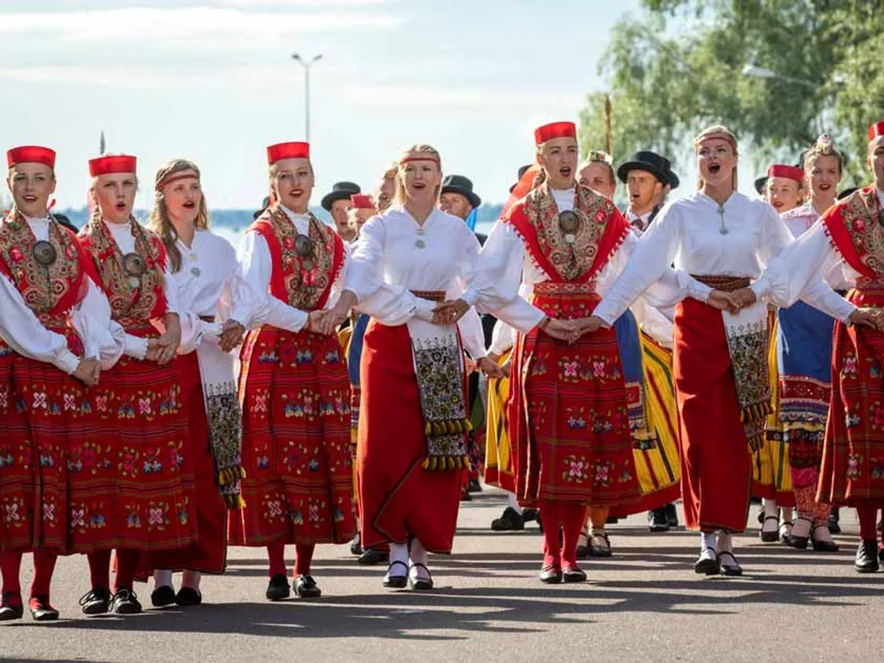 folclore estonio en el Museo al aire libre de Estonia