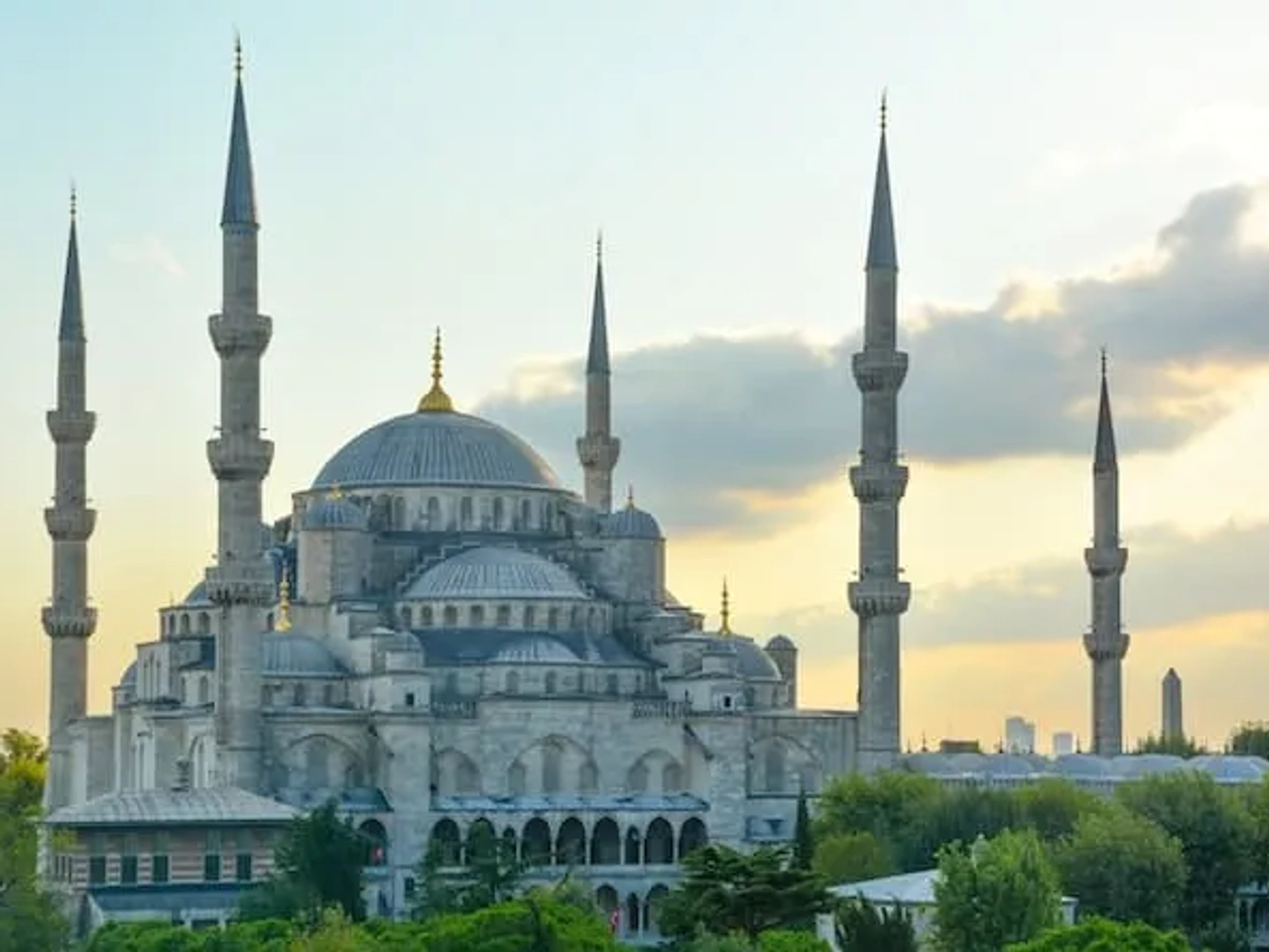 Vista da magnífica Mesquita do Sultão Ahmet (Sultão Ahmet Camii) em Istambul, Turquia