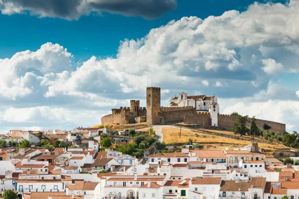 panoramica da cidade e castelo de arraiolos
