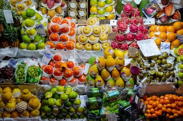 frutas no mercado municipal de sao paulo no brasil