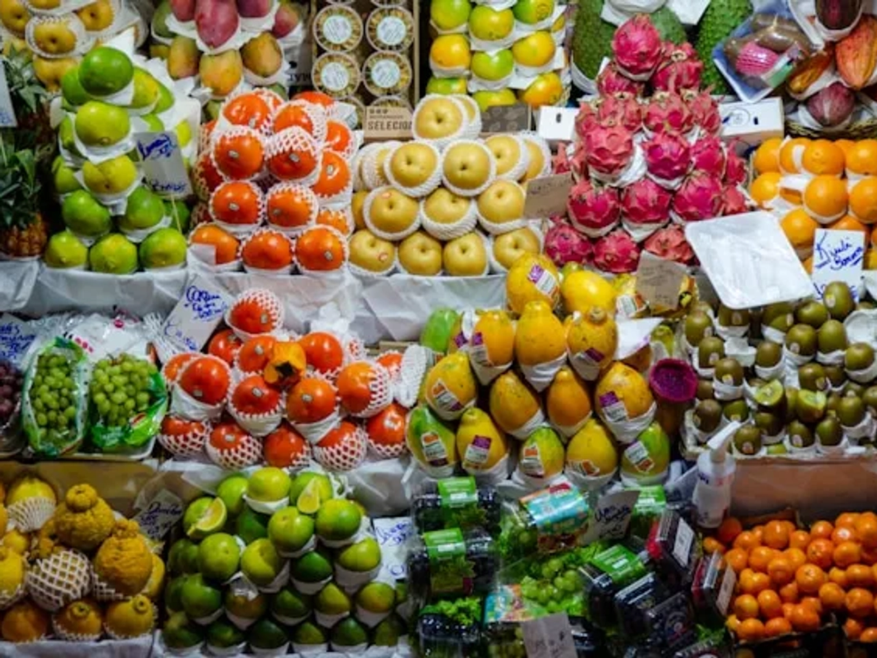 frutas no mercado municipal de sao paulo no brasil