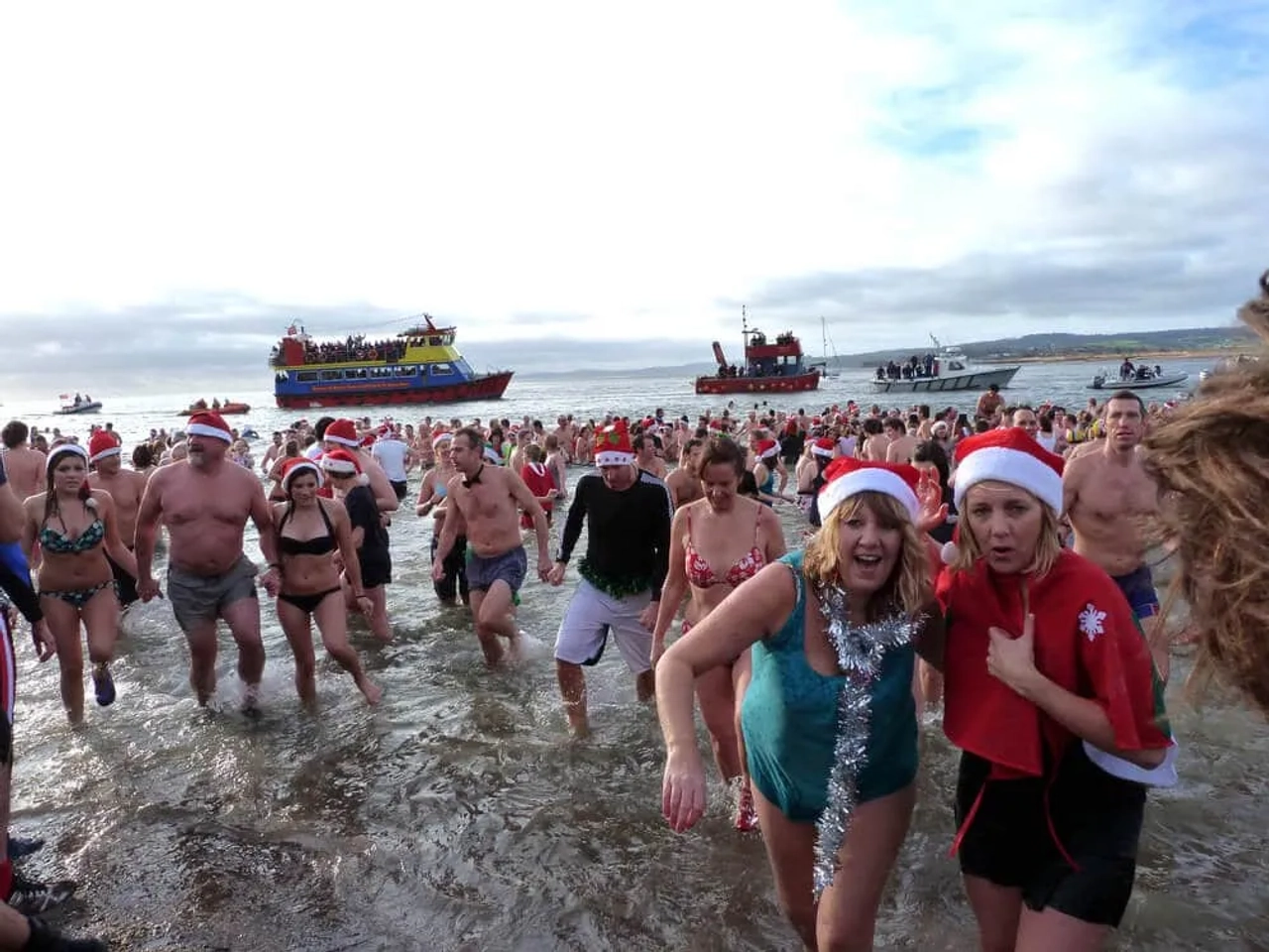 banho de mar no natal na inglaterra