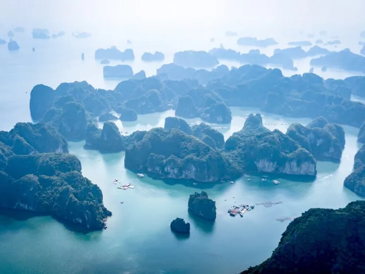 vista aerea da baia tu long