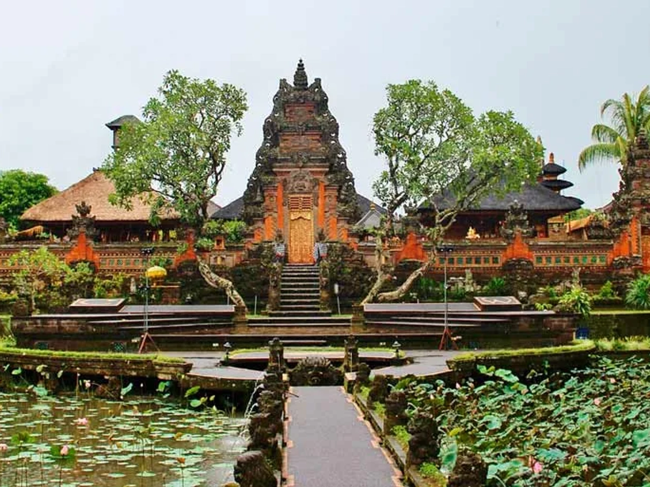 Templo Pura Taman Saraswati