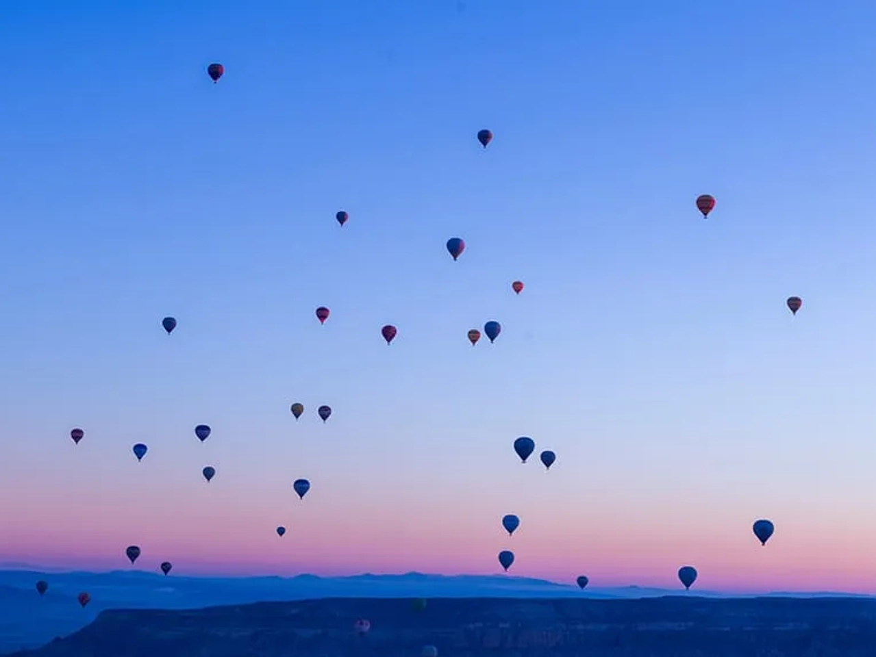 volar en globo sobre Capadocia