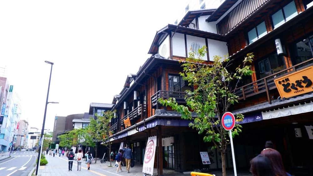 Pasear por Hakone-Yumoto