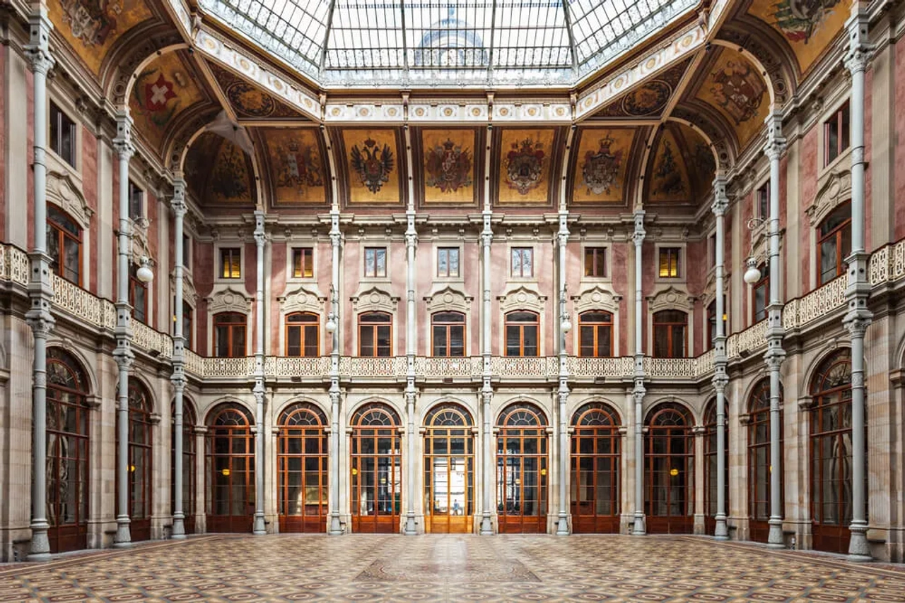 interior do palacio da bolsa