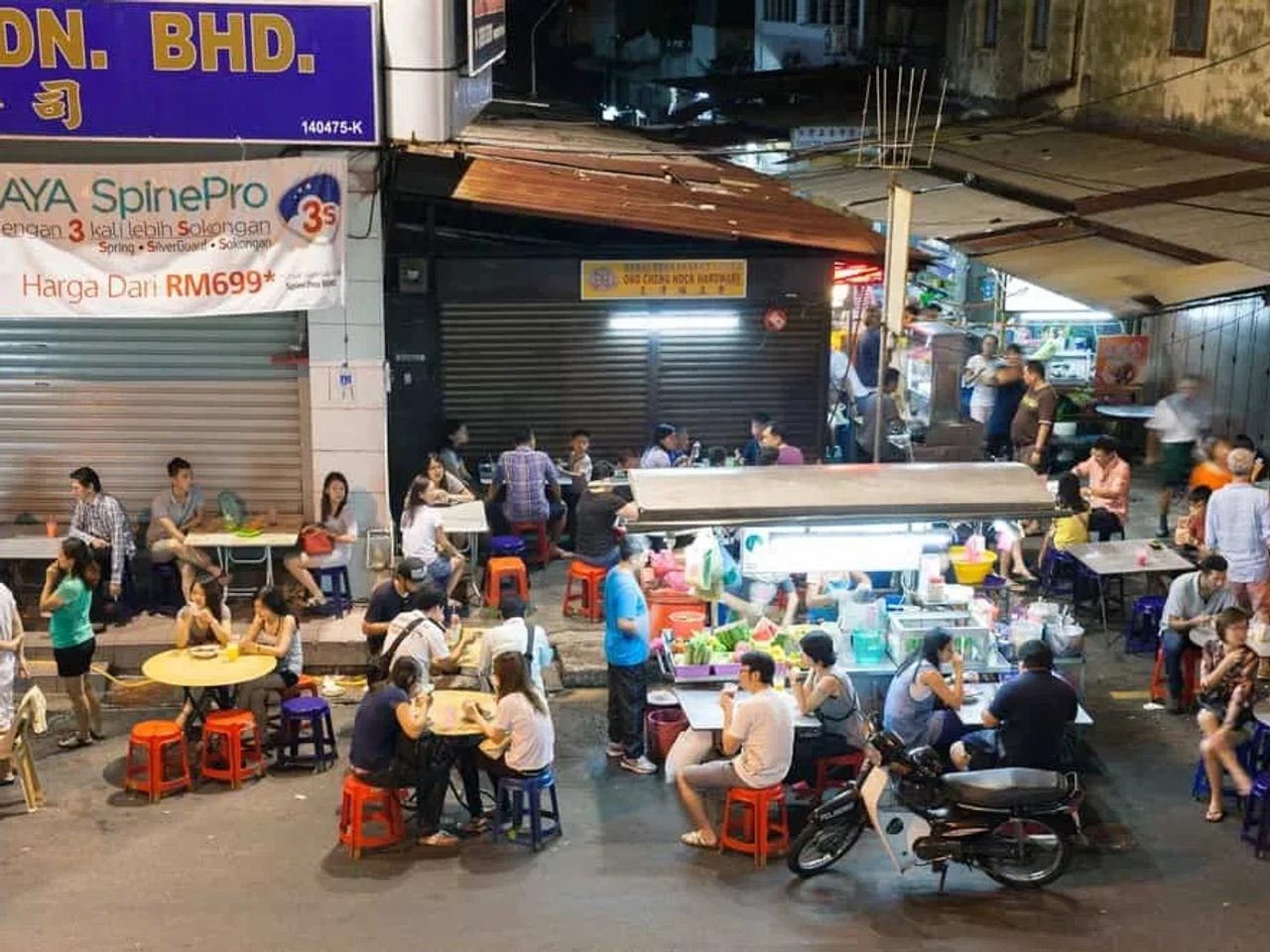 night market mercado nocturno