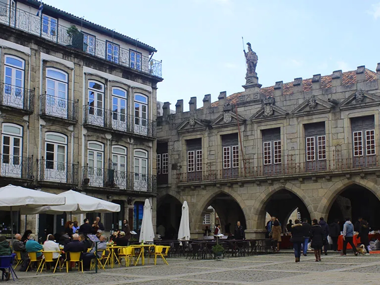 Largo da Oliveira Guimarães