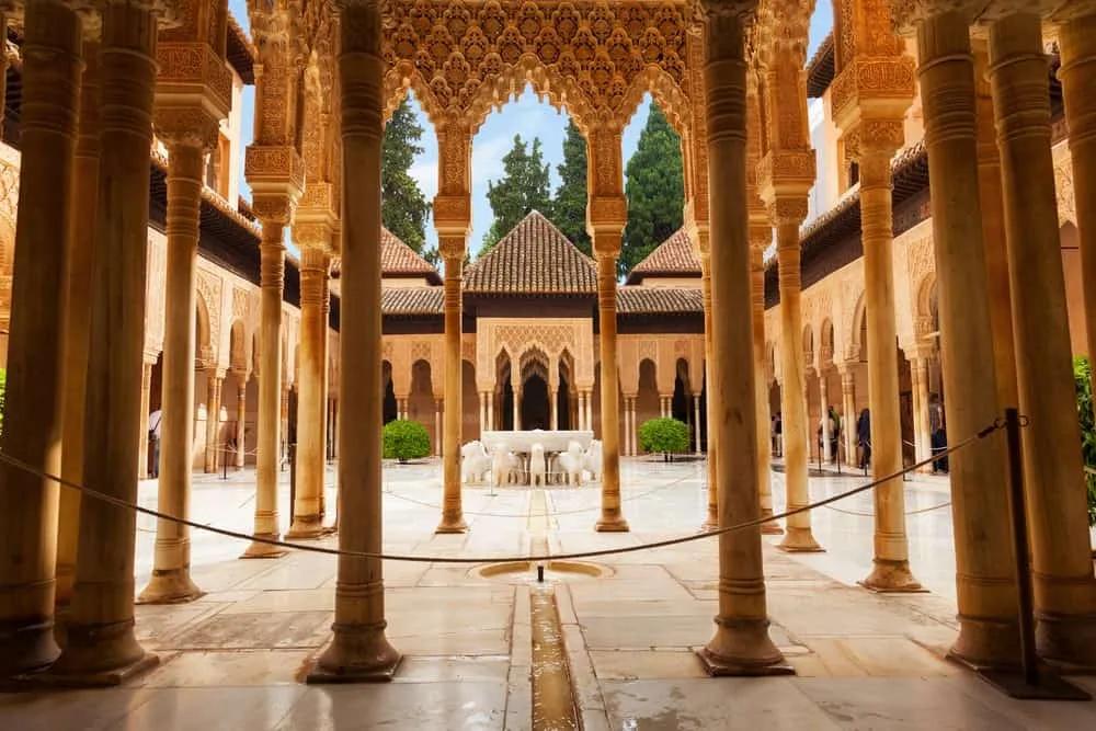 historia de la Alhambra de Granada