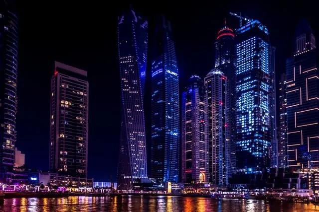 dubai à noite