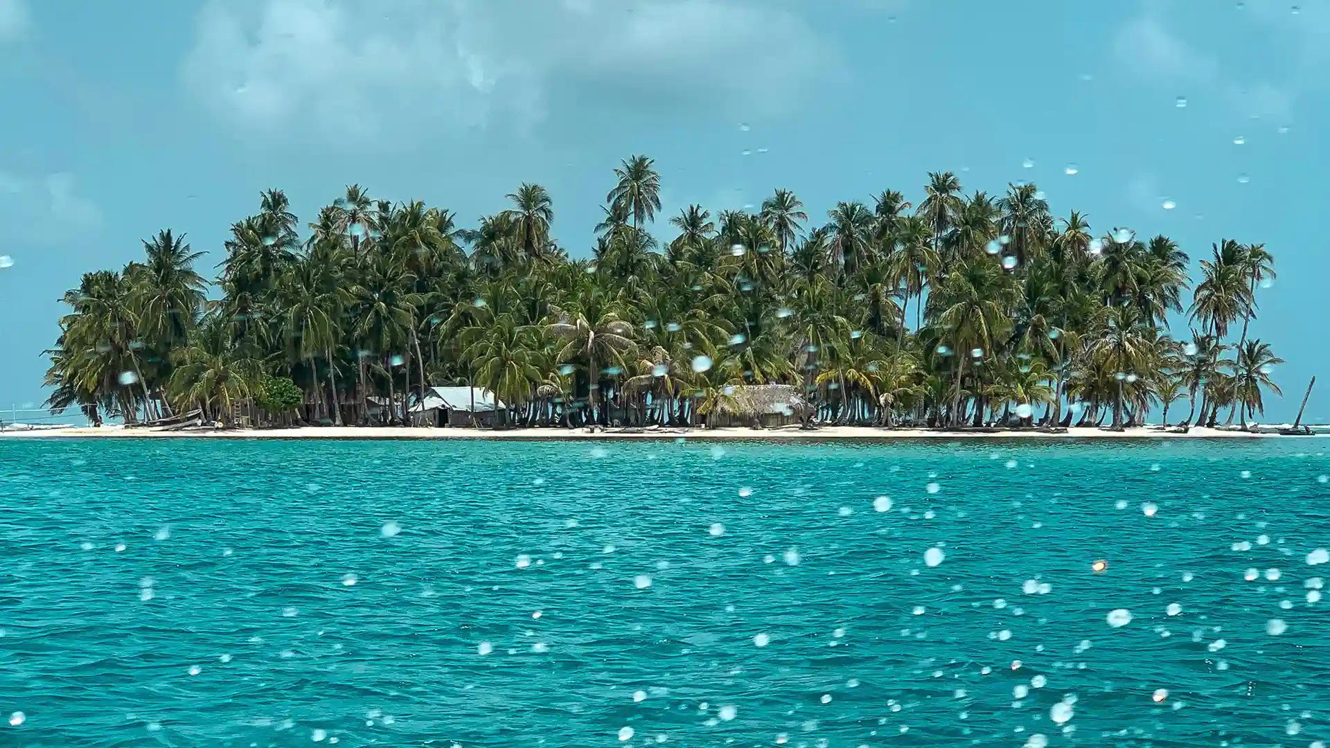 una isla desierta en panama